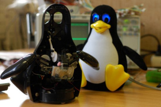 Tux Droid